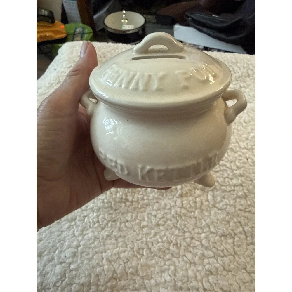 1960's  Vintage White Kettle Penny Pot Bank Made InJapan